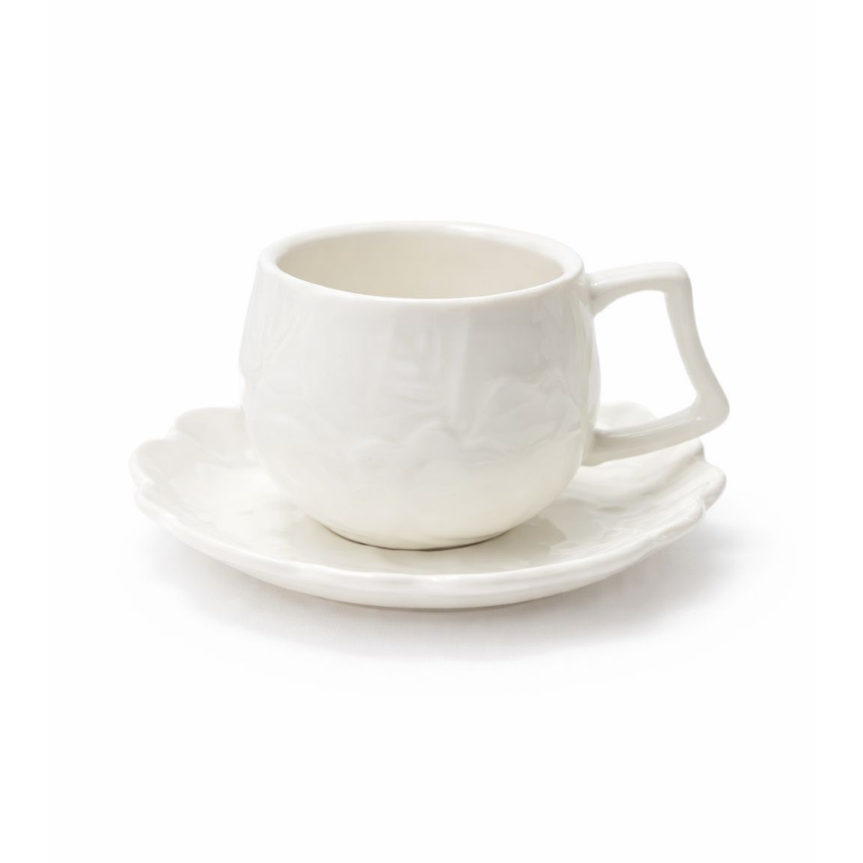 6’lı Porselen Kahve Fincanı Takımı – Kabartma Desenli Şık Tasarım